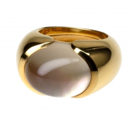 CRÉATION SEILER<br />
Ring - Roségold<br />
Rauchquarz/Perlmutt